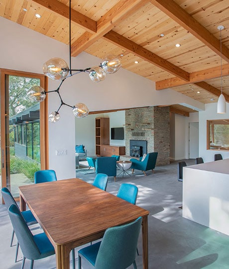 Should You Hire an Architect to Design Your Custom Home?